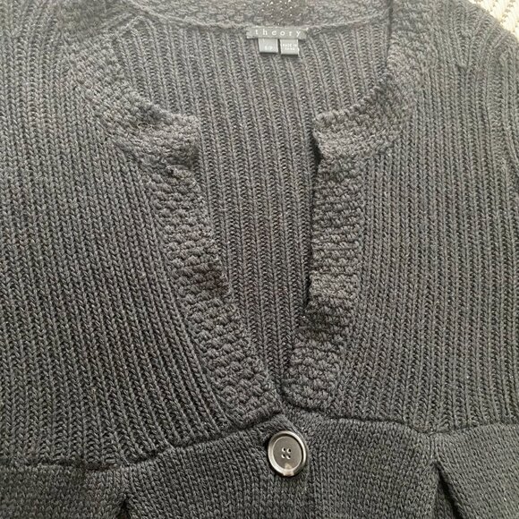 Great pre-owned condition (see pics)!  Style: Quiet Luxury Preppy Academia Class - Picture 8 of 14